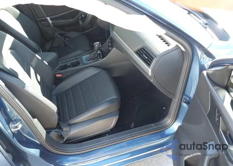 2021 Volkswagen Jetta 1.4T R-Line/1.4T S/1.4T Se z USA, uszkodzony, nr VIN 3VWC57BU1MM017218